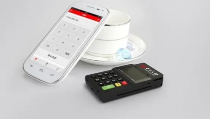 易宝pos机人工客服热线电话是多少?