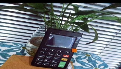 闪电宝pos机开机无显示怎么办？